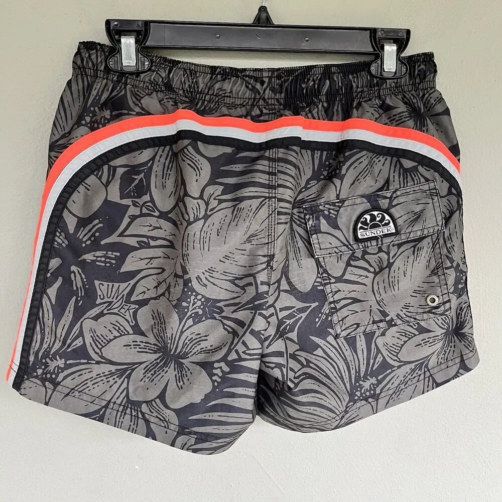 Sundek Taffeta Swim Trunks Size M |Fit S Floral Camo Rainbow Back Stripe Pockets